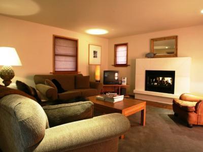 Whitestone Cottages Windwhistle ภายนอก รูปภาพ