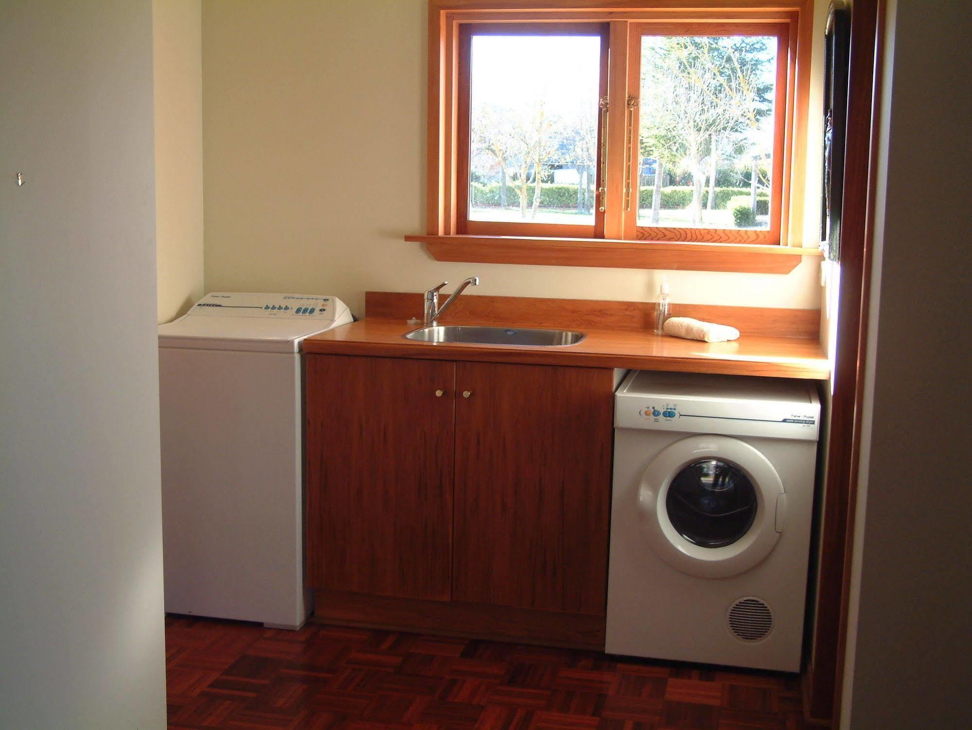 Whitestone Cottages Windwhistle ภายนอก รูปภาพ