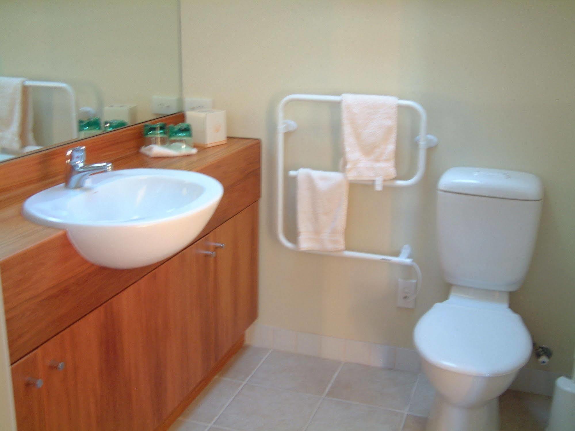 Whitestone Cottages Windwhistle ภายนอก รูปภาพ